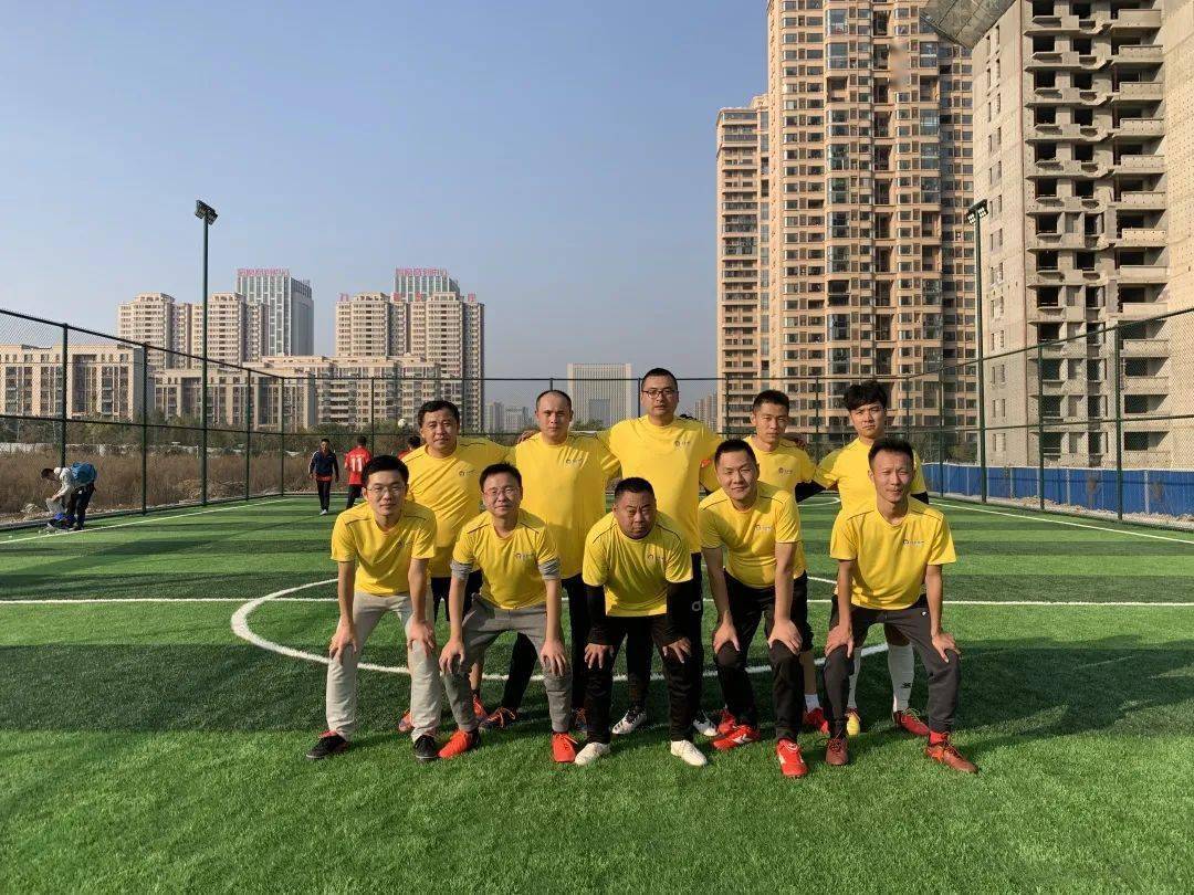 
童画世界 “足”够精彩丨首届少儿大型艺术展&热血足球联赛 火热启幕-十大外围足球平台app(图24)